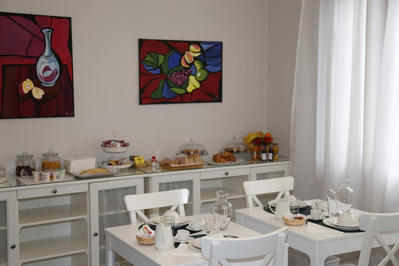 La Dama Room&Breakfast Russi Eksteriør billede