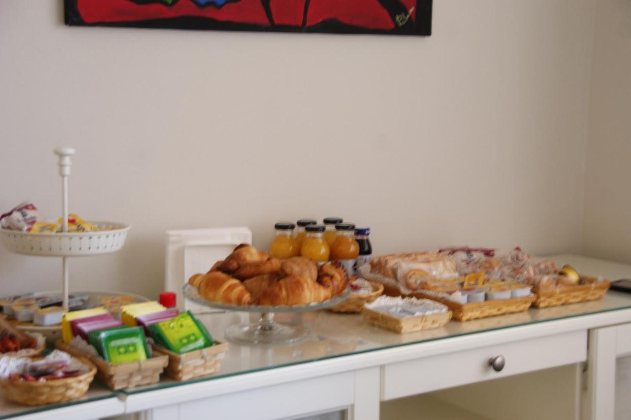 La Dama Room&Breakfast Russi Eksteriør billede